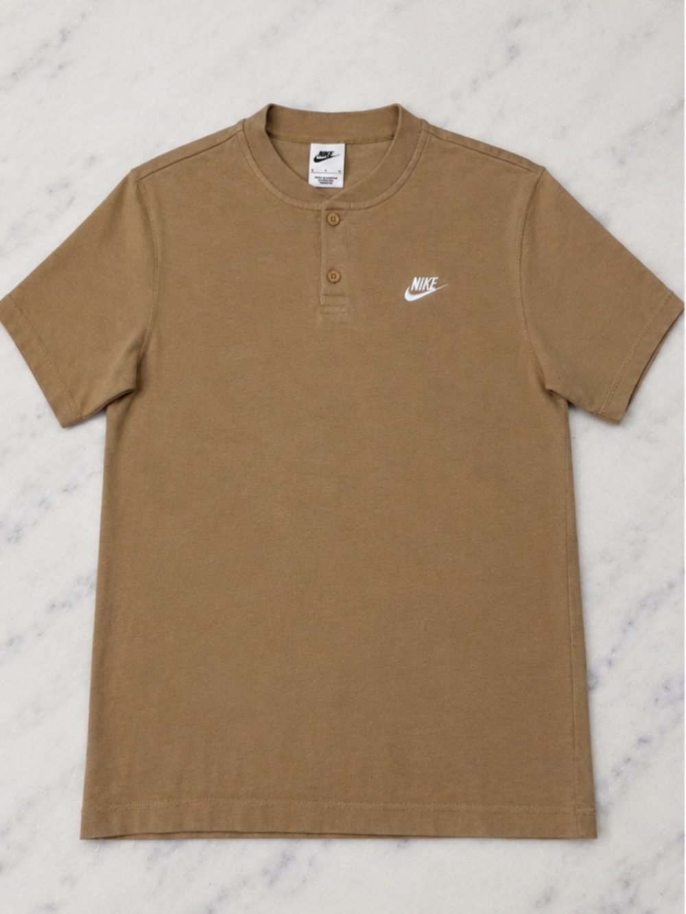 Nike Club Short Sleeve Henley Parachute Beige Size S NWOT